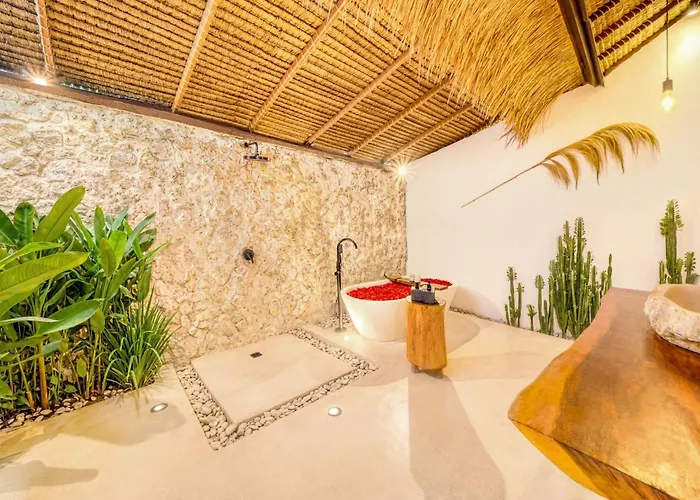 Villa Toscana - 7 Bdr Luxury Villa With Private Pool Seminyak 